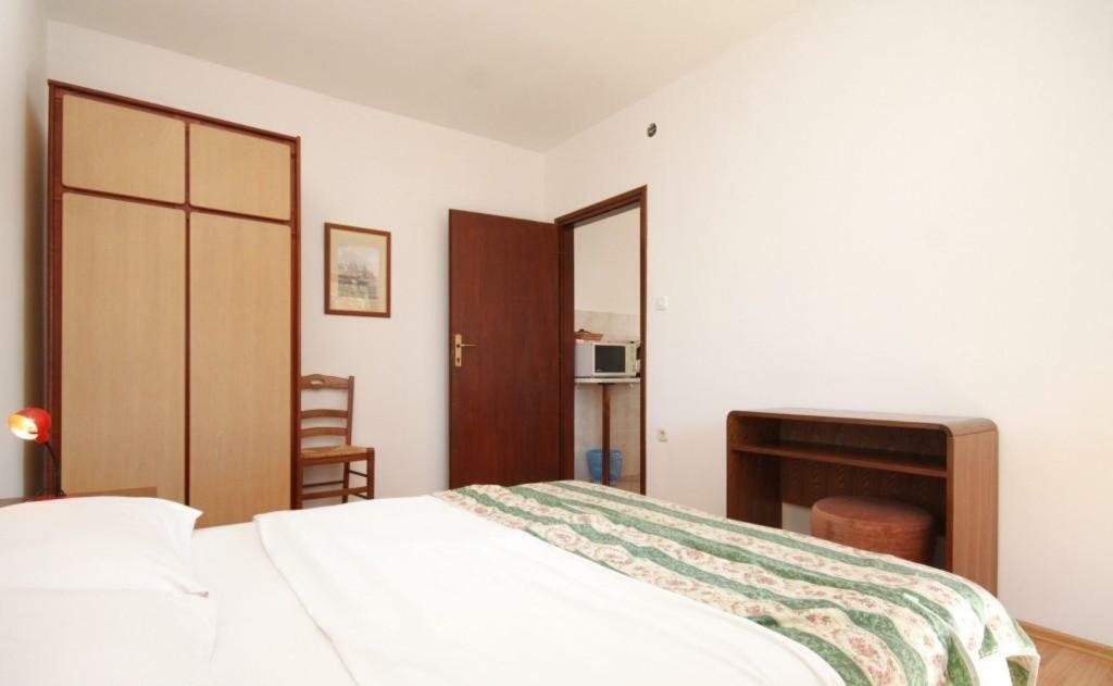 Apartment Radovan ポレッチ エクステリア 写真