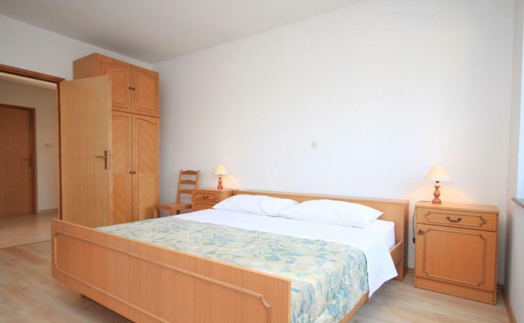 Apartment Radovan ポレッチ エクステリア 写真