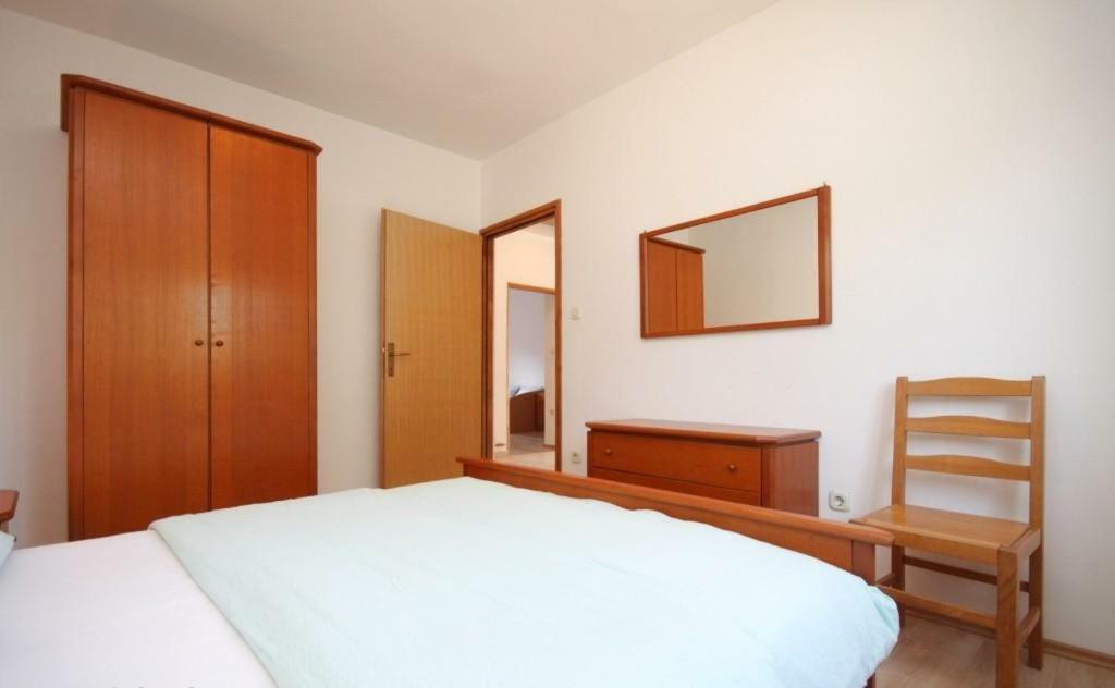 Apartment Radovan ポレッチ エクステリア 写真